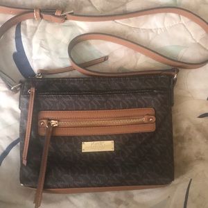JONES NEW YORK SIGNATURE